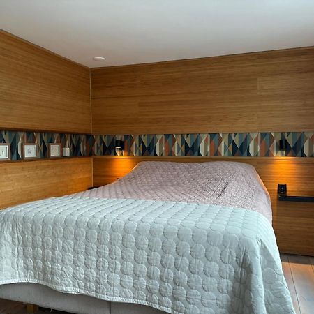 Luxury Studio On Robs Houseboat Special For Couples Amesterdão Exterior foto